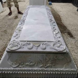 سنگ مزار کریستال